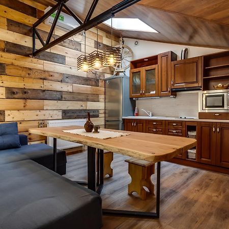 Four Bedrooms Apartment In The Heart Of Lviv Exterior foto