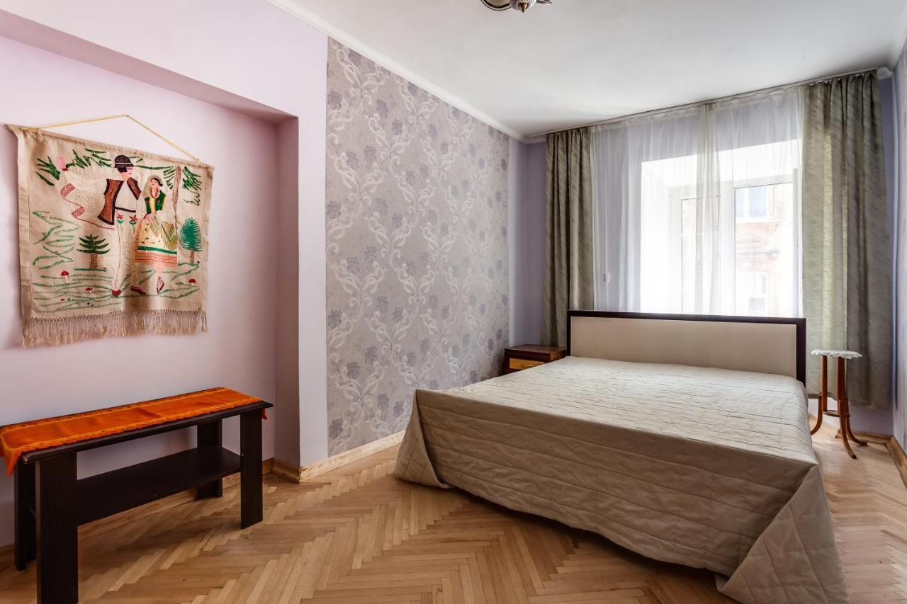 Four Bedrooms Apartment In The Heart Of Lviv Exterior foto