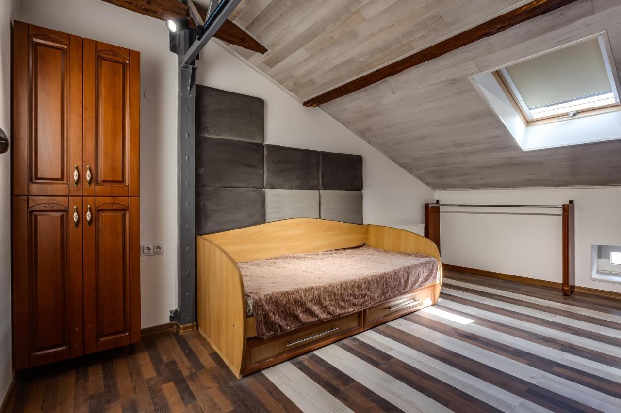 Four Bedrooms Apartment In The Heart Of Lviv Exterior foto