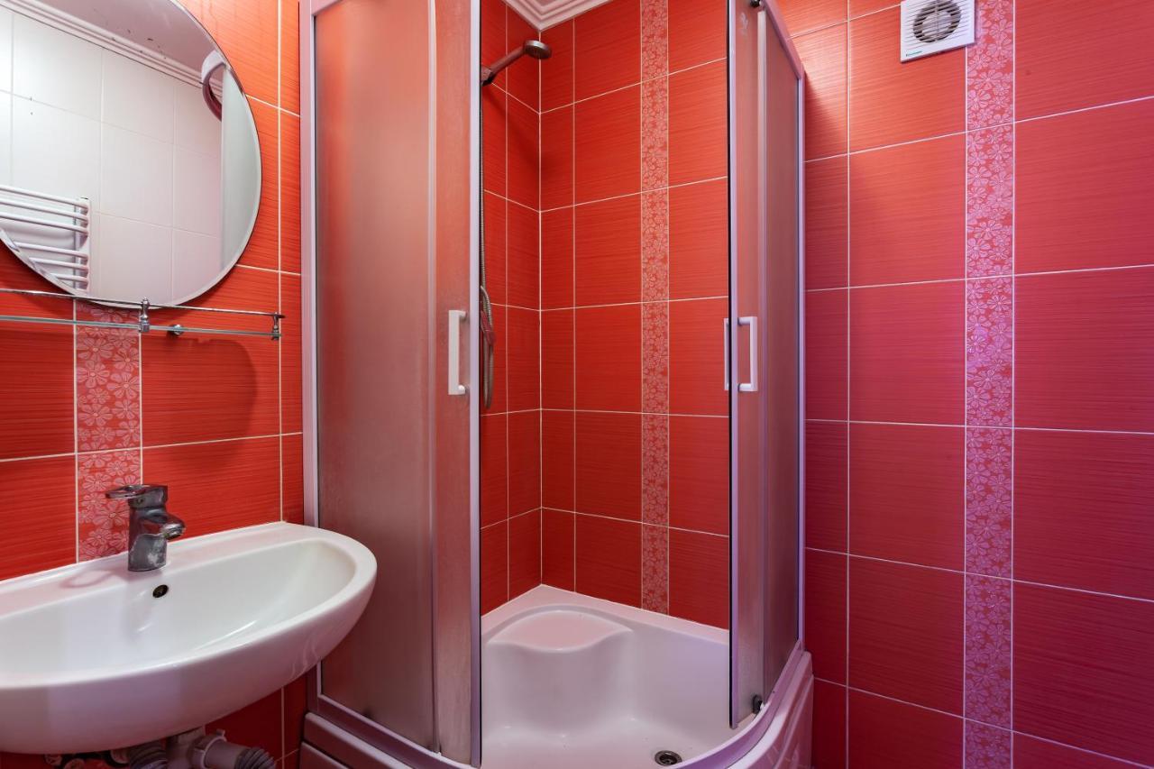 Four Bedrooms Apartment In The Heart Of Lviv Exterior foto